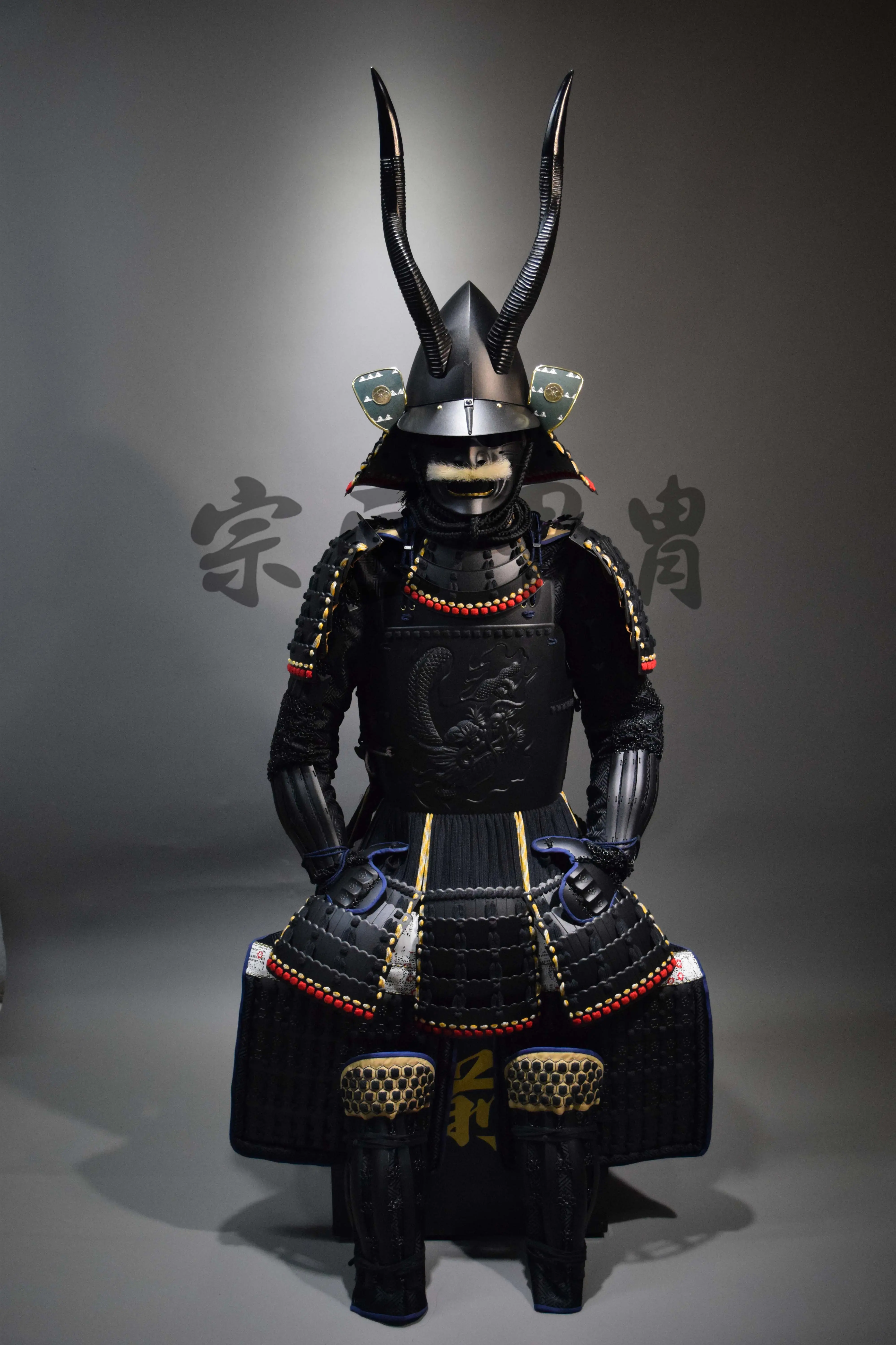 日本武士盔甲-羚角龙打出二枚胴具足-真人可穿-宗匠甲胄-Taobao