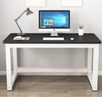 Черная и белая нога