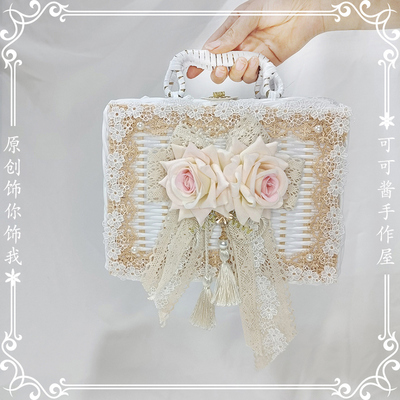 taobao agent Genuine handheld retro lace gift box, Lolita style