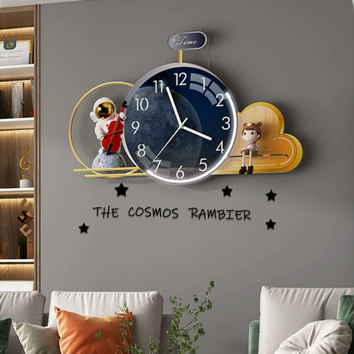 Космонавт для гостиной, настенные модные часы, современное украшение, новая коллекция, популярно в интернете