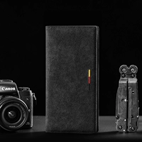 Черный и красный