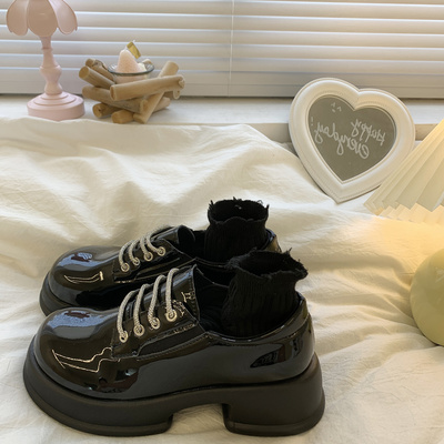 taobao agent Summer Japanese footwear English style platform, British style, 2022 collection