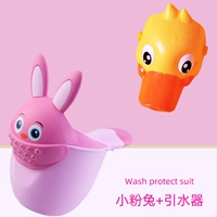 Светло -розовый кролик+режиссер