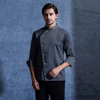 Серые одиночные топ -мужчины и женские и те же абзацы