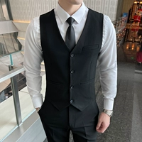 Черный жилет, штаны, галстук