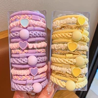 Сиреневый, желтый, широкая цветовая палитра