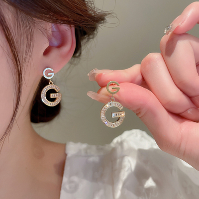 taobao agent Advanced earrings with letters, light luxury style, high-quality style