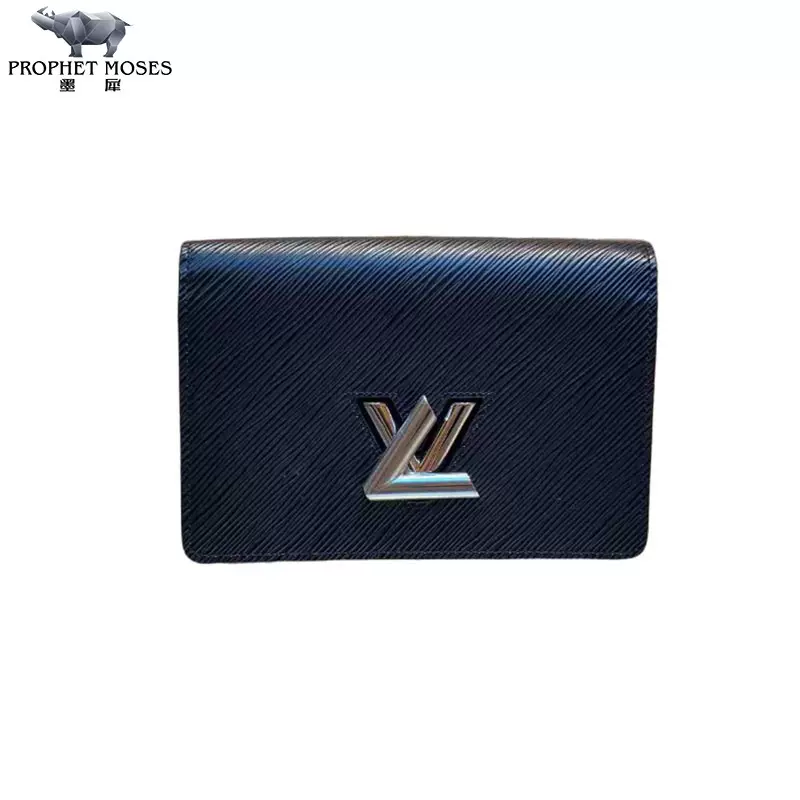 Louis Vuitton Twist belt chain wallet (M68560) in 2023