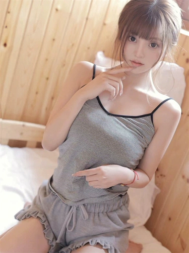 Сексуальный топ с чашечками для отдыха без рукавов, футболка, V-образный вырез, облегающий крой