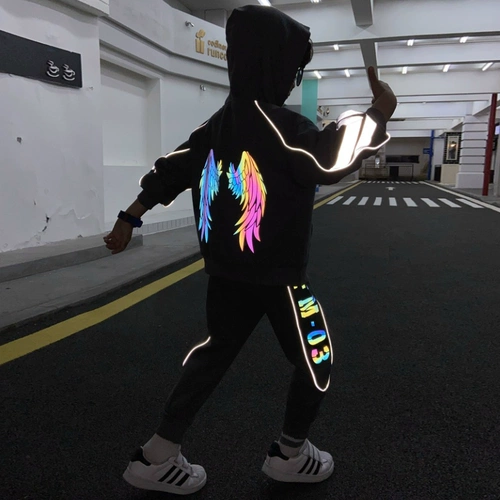 Весенняя летняя одежда, детский спортивный комплект для мальчиков, коллекция 2021, популярно в интернете, в западном стиле, подходит для подростков, в корейском стиле