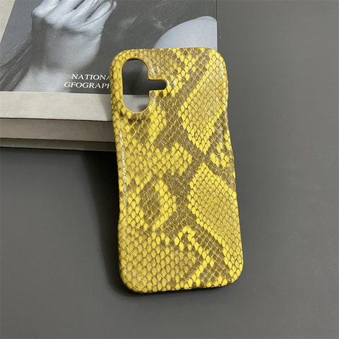 Snake Skin Pattern New Matte Slim Fit Plus/Pro/Max – 16, 15, 14, 13, 12 iPhone Case