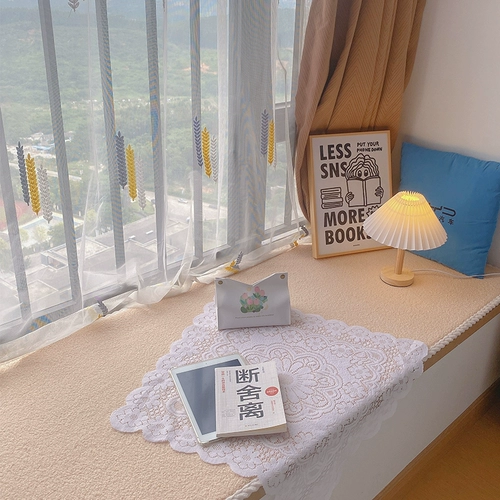 Xiaohongshu рекомендует кремовый ветровой бухте, коврики, клейкие, клейкие легкие роскошные балконы подушка Four Seasons Universal 2022 Новые модели