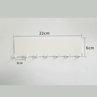 Белые магнитные семь крючков