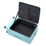 Вместительный и большой чемодан для путешествий