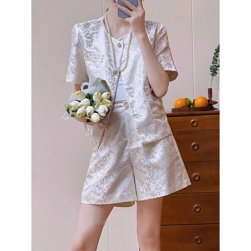 Như ảnh (2)