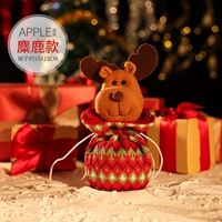 Вязаный лось