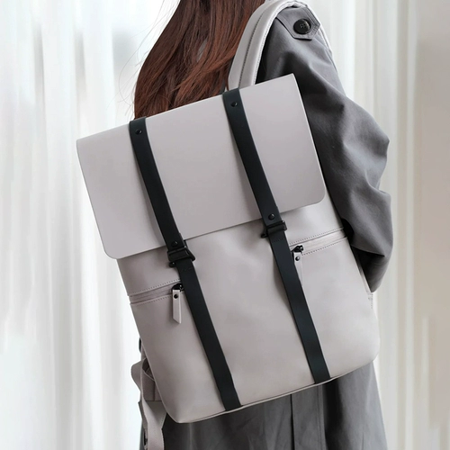 新款小众真皮男女双肩包高级感防水大容量电脑背包休闲大学生书包