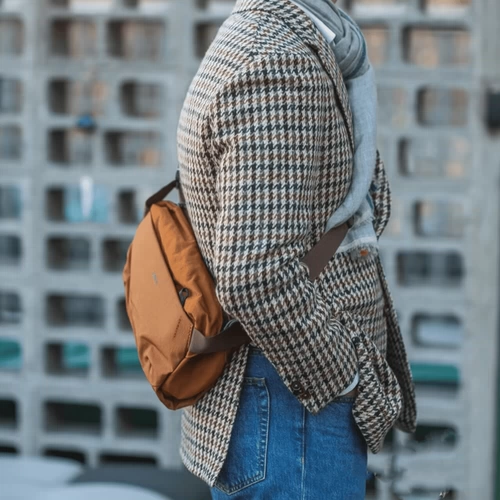 Bellroy Australia Venture Sling9l Explorer Super Sack Budg