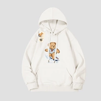 Белая толстовка с капюшоном