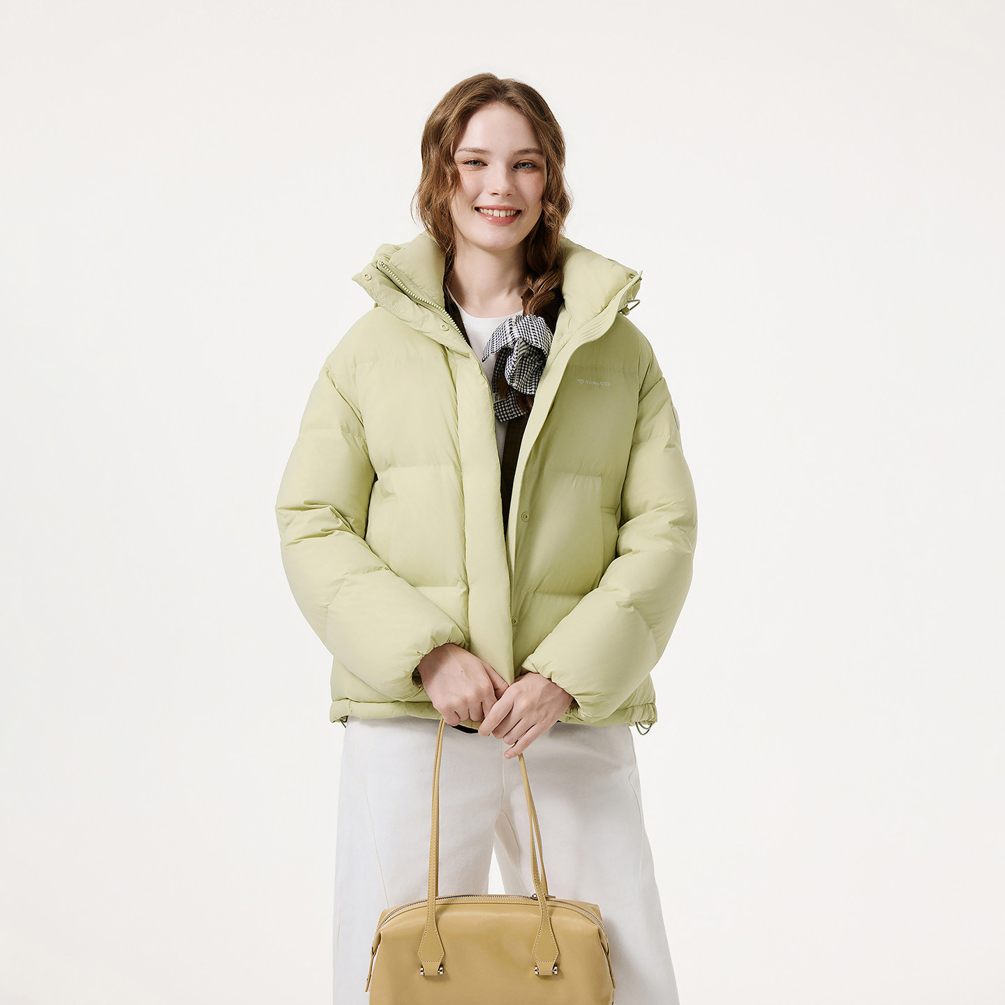 坦博尔羽绒服女款冬季2025新款短款连帽保暖时尚休闲面包服外套