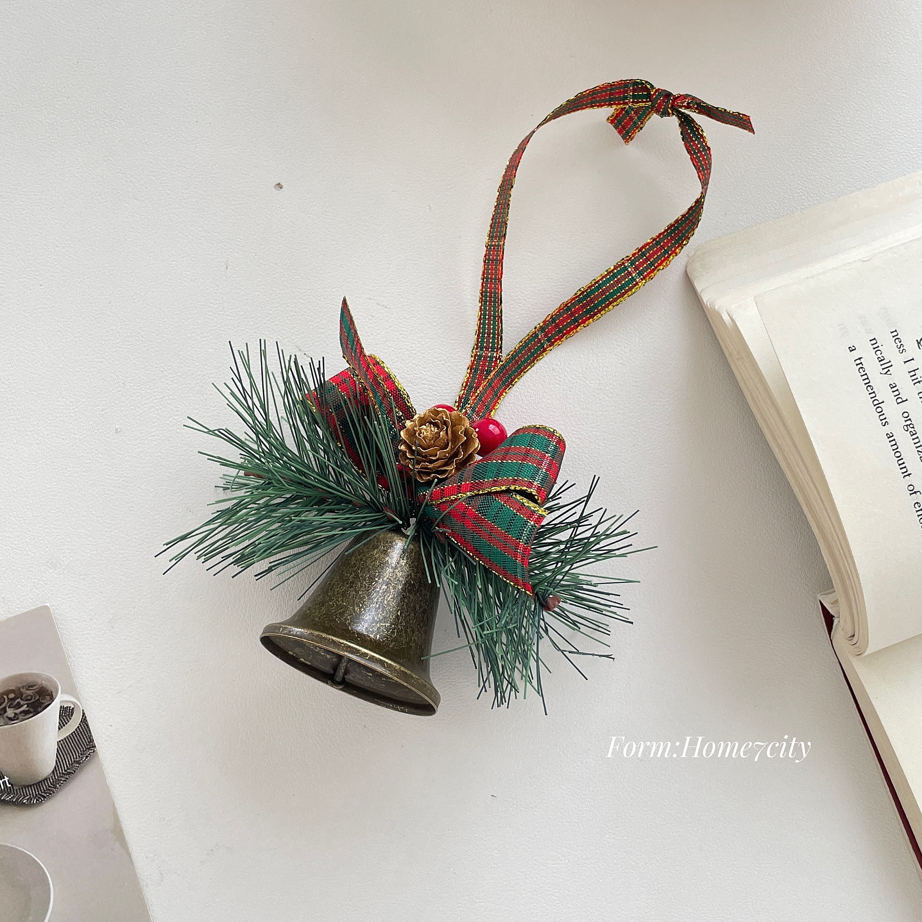 Christmas Retro-Big Bell