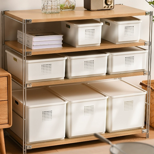 Ящики для хранения настольных компьютеров покрыты бытовой кухонной корзиной для хранения кухни, валыми закусками, гардеробом, одеждой, коробкой для общежития для финиша