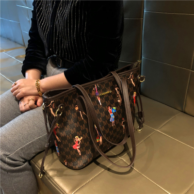 taobao agent Small design fashionable handheld capacious one-shoulder bag, 2022, autumn, trend of season