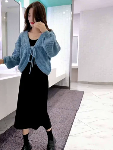 Кардиган, свитер, юбка, комплект, коллекция 2022, осенний, с акцентом на бедрах, изысканный стиль