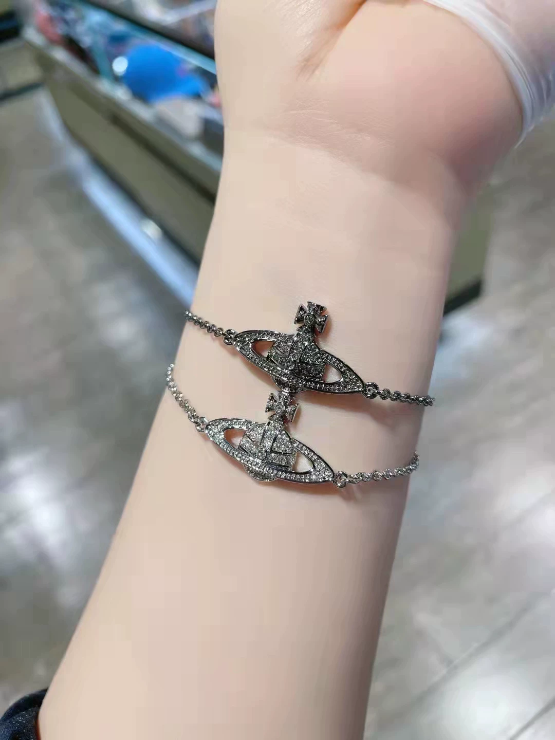 [Внутренний рынок] Браслет Viviennewestwood West Queen Mother Saturn Vivie
