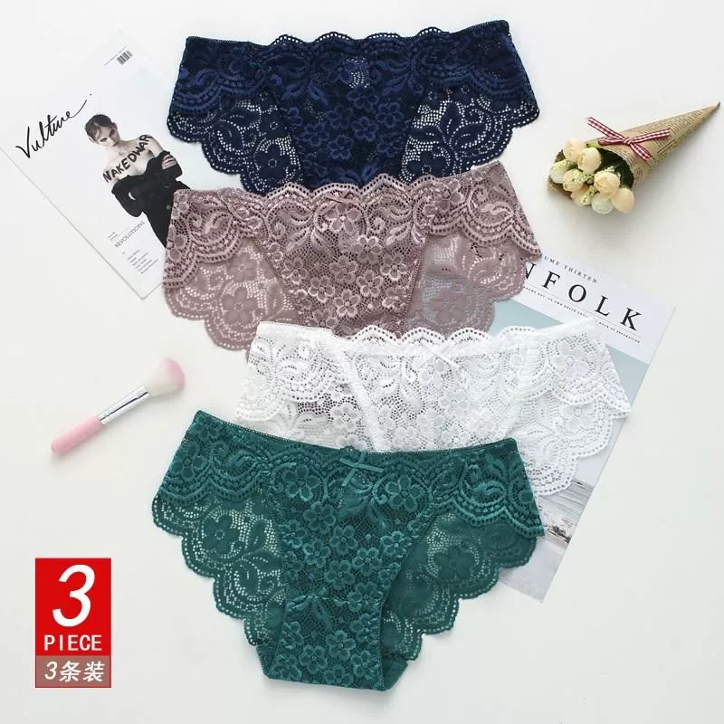 [Three pairs of underwear for women lace and cotton crotch gi]