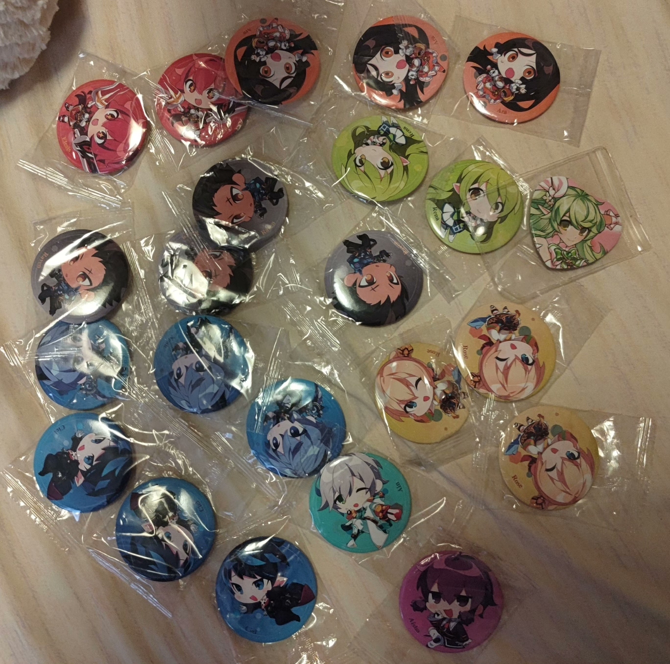 Elsword China Server Pin Badges (Various Characters)