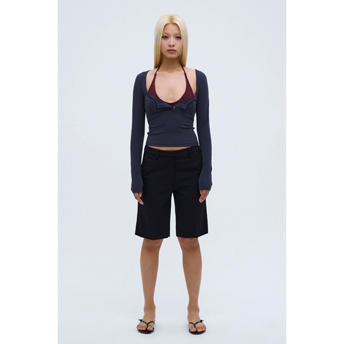 Дизайнерская футболка, приталенный базовый лонгслив, тренд сезона