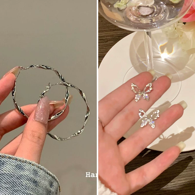 Крупные серьги с хвостиком
