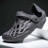 Тапочки в стиле Crocs, пляжные летние босоножки, мужские модные мужские тапочки для школьников и студентов, коллекция 2021 года, в корейском стиле, для влюбленных, подходят для носки на улице