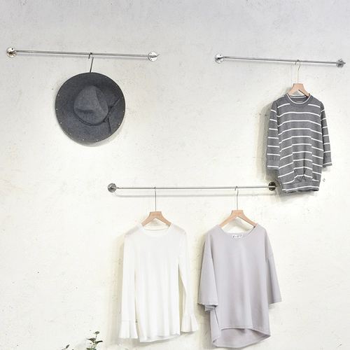 Магазин одежды из нержавеющей стали на стену с набранным магазином серебряной женской одежды простая полка горизонтальная одежда