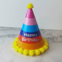 Радужная желтая угловая шляпа