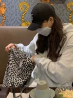 Леопардовый с белым