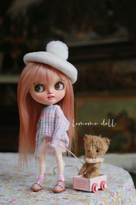 taobao agent Free shipping spot Lemomo doll Le Moma autumn winter macaron sweater powder gauze skirt Blythe