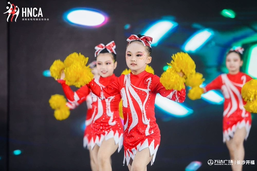 Высокая настройка для создания танцевальных представлений, кино и телевизионных драм, та же самая спортивная церемония открытия, La Law Clate