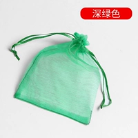 Темно-зеленый