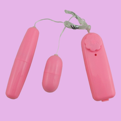 Бесплатная доставка Женщины используют яйца с двойным прыжком для вибрации женщин мастурбационные устройства кульминация для взрослых сексуальных продуктов страсть