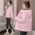 Áo khoác đệm mùa đông của phụ nữ áo khoác bánh mì cộng với áo khoác dày nhung 2021 thời trang áo khoác đệm phụ nữ mới có mũ trùm đầu để giữ ấm - Áo phông