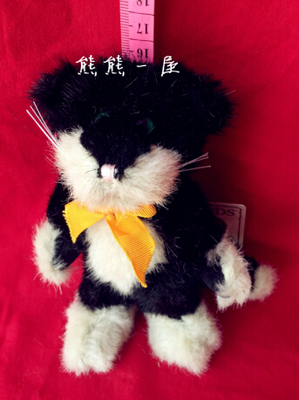 taobao agent Value specialty old version of the collection B0YDS five -joint small black cat doll plush toy Liuyi Festival gift