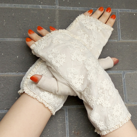 爱逛街为您找到棉麻手套相关的宝贝,您可以在下面的板块中挑选喜欢的