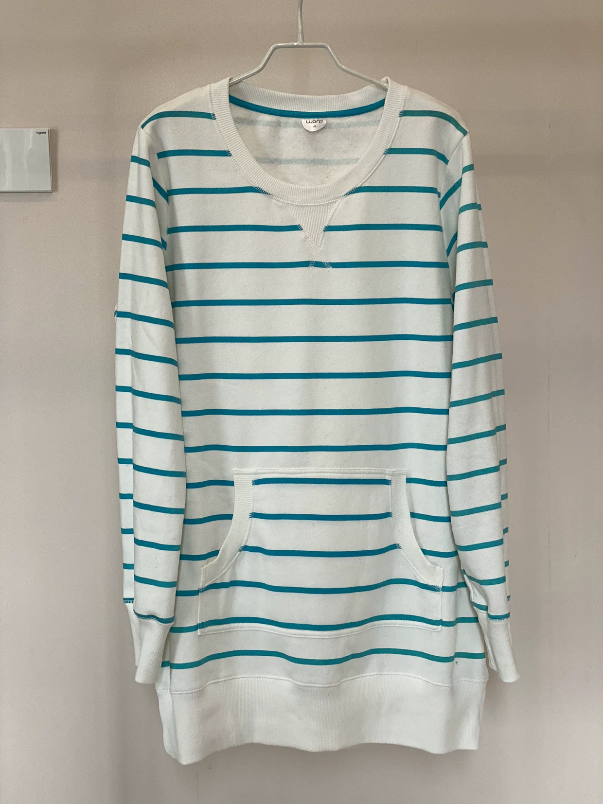 High quality velvet sweatshirt, mid length