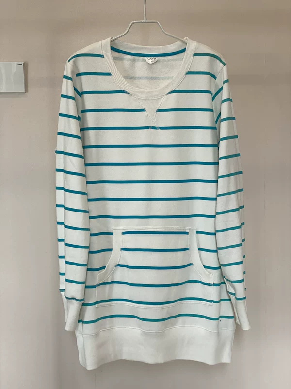 High quality velvet sweatshirt, mid length