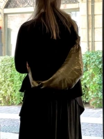 Счастливые фруктовые зеленые труба