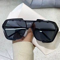 Черный серый