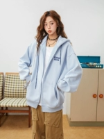 Светло -голубой 