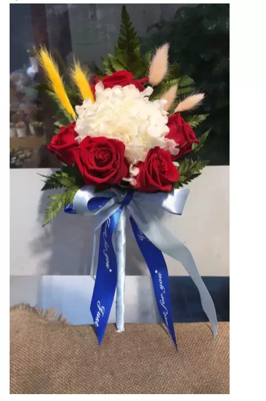 仿真百合玫瑰混搭花束年会捧花商务用花献花舞台献花全国配送速递